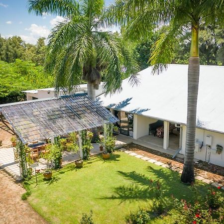 Francines Venue Pty Ltd Bed & Breakfast Hoedspruit Exterior foto